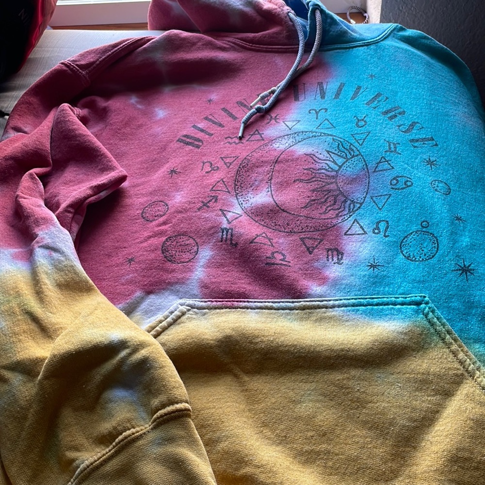 Full Tilt the dye sweatshirt